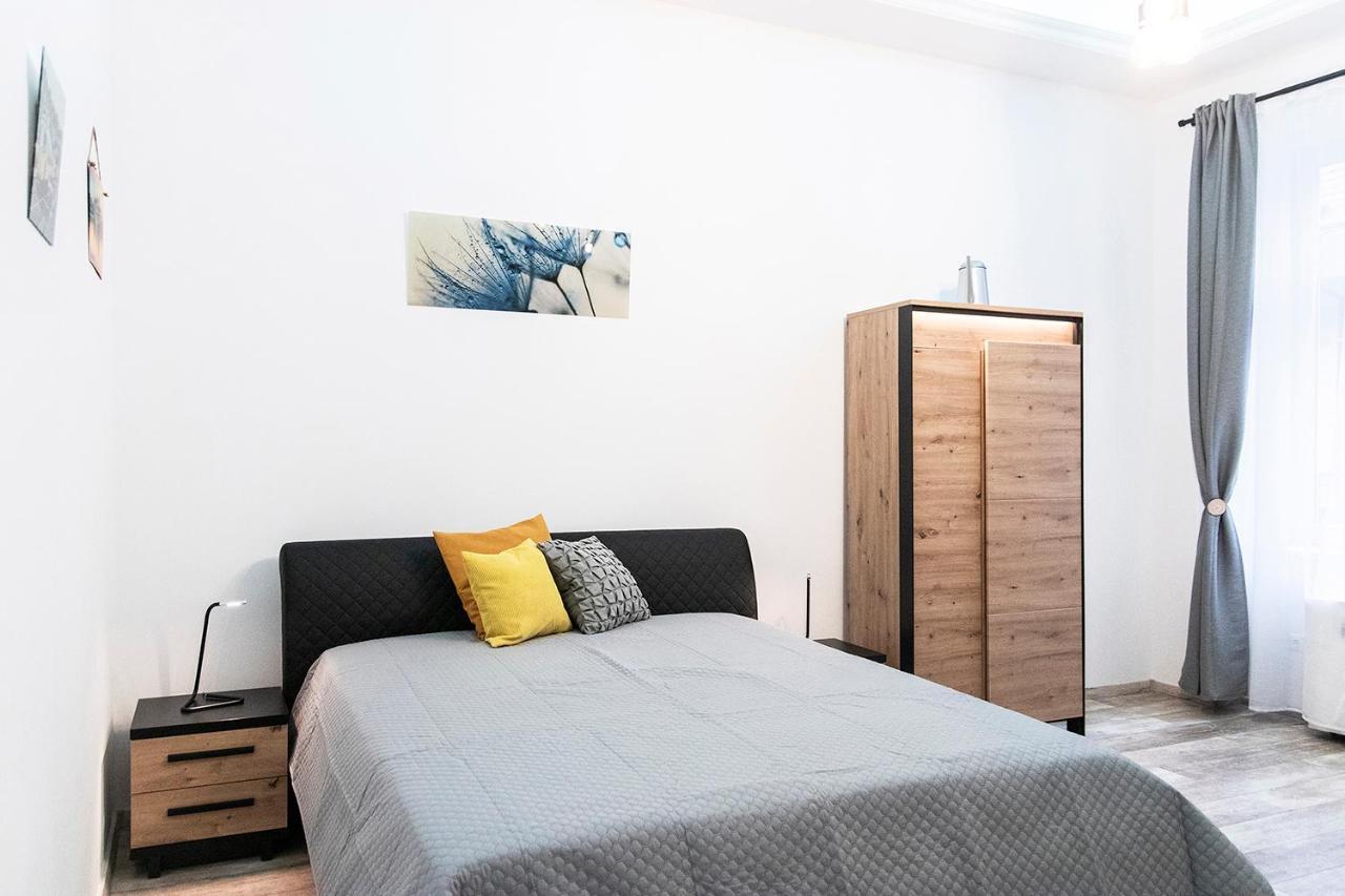 Astoria Tiny Apartment Budapest Extérieur photo